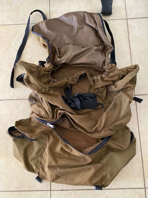 PATTERN 83 BACK PACK WITH H FRAME-COMPLETE WITH ZIPS WORKING