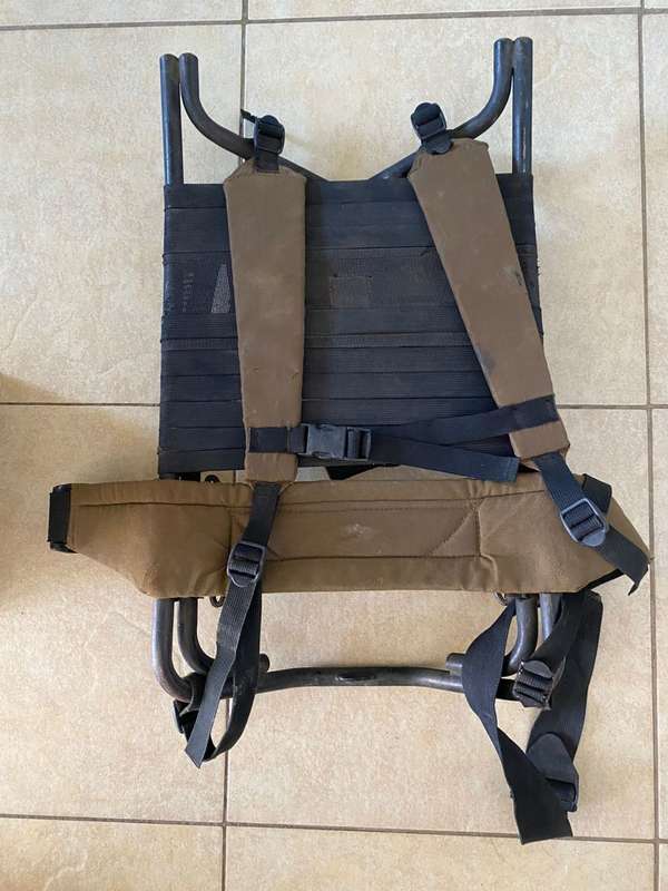 PATTERN 83 BACK PACK WITH H FRAME-COMPLETE WITH ZIPS WORKING