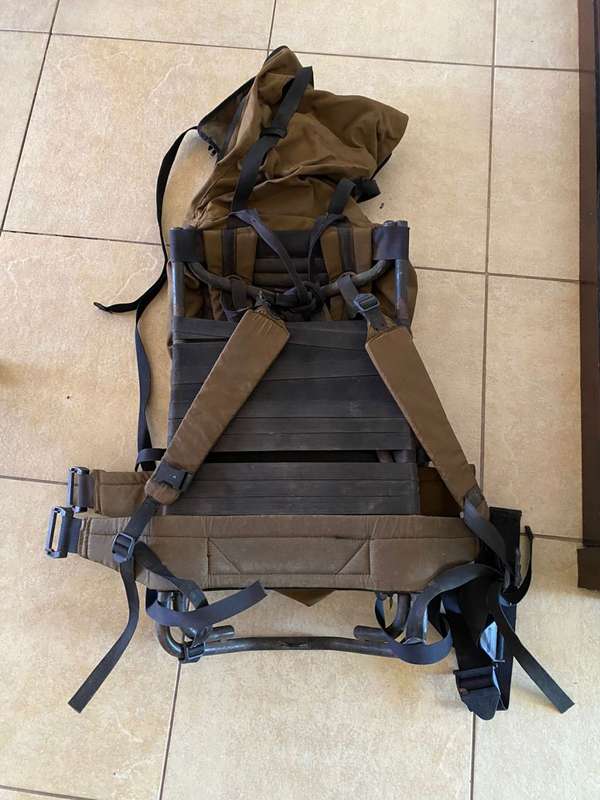 SADF PATTERN 83 LARGE BACK PACK WITH H FRAME-COMPLETE AND GOOD CONDITION