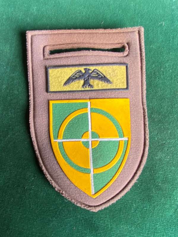 GROUP 18 HQ WITH GAUTENG COMMAND BAR TUPPER FLASH- NO PIN