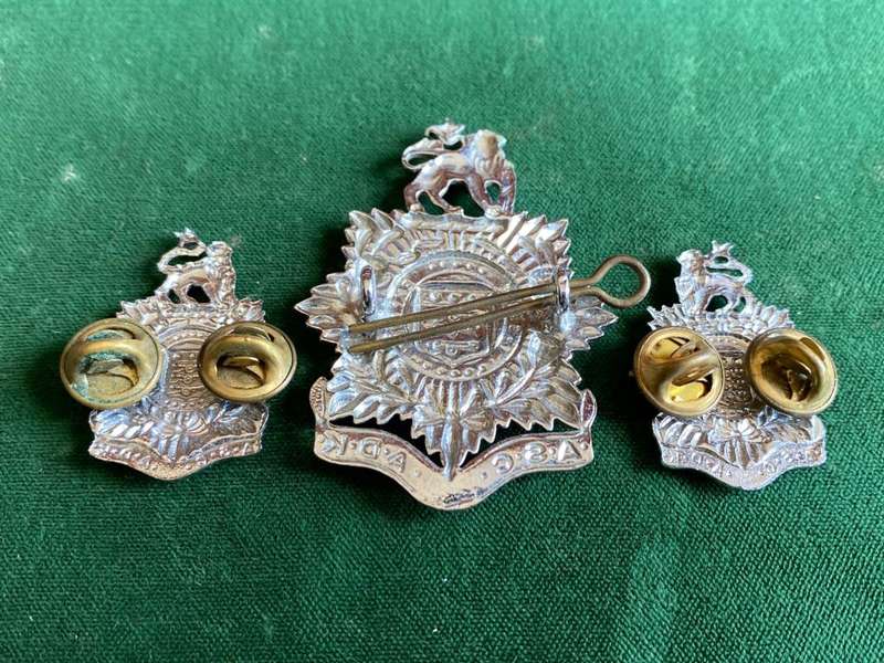 ADMIN SERVICES CORPS CAP AND COLLARS IN CHROME-LUGS + PINS INTACT