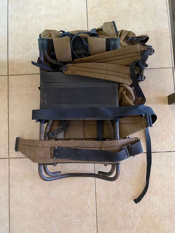 SADF PATTERN 83 LARGE BACK PACK WITH H-FRAME-COMPLETE- ZIPS WORKING