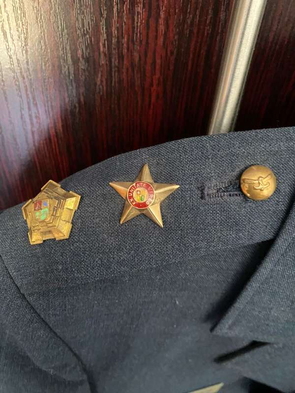 SAAF STEP OUT JACKET-SIZE SMALL-MEASURES 48 CM ARMPIT TO ARMPIT-GOOD CONDITION-BUTTONS COMPLETE