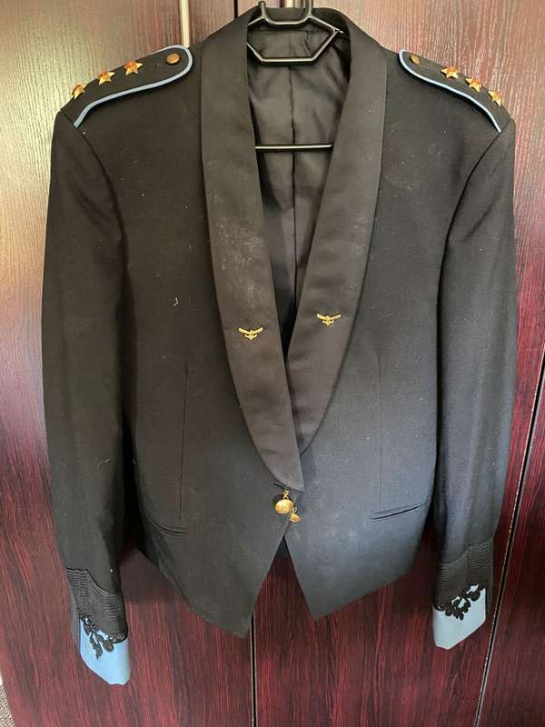SAAF MESS DRESS JACKET SIZE SMALL MEASURES 49CM ARMPIT TO ARMPIT-GOOD CONDITION BUT NEEDS DRY CLEANI