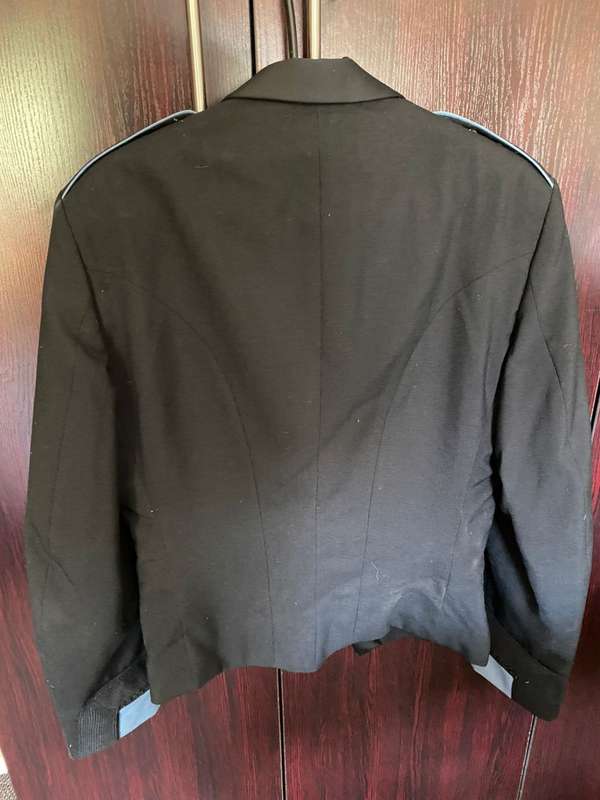 SAAF MESS DRESS JACKET SIZE SMALL MEASURES 49CM ARMPIT TO ARMPIT-GOOD CONDITION BUT NEEDS DRY CLEANI