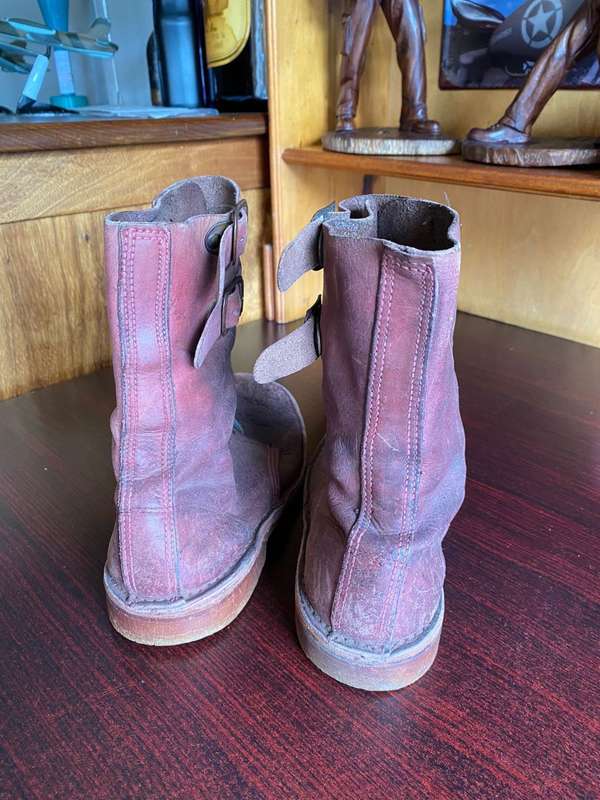 RHODESIAN ARMY ISSUE BOOTS-SIZE 7