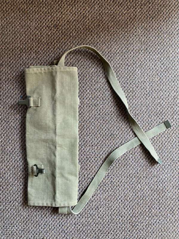 PATTERN 63,RHODESIAN GROUND SHEET HOLDER-MAKER MARKED AND DATED-UNUSED CONDITION