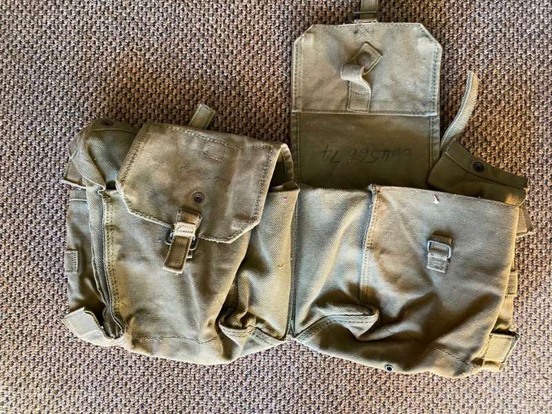 RHODESIAN PATTERN 62 KIDNEY POUCHES
