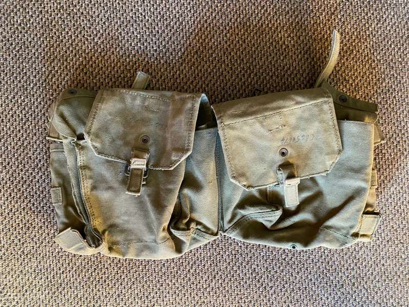 RHODESIAN PATTERN 62 KIDNEY POUCHES