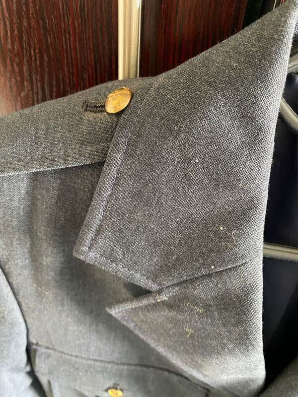SAAF TUNIC JACKET-SIZE SMALL-MEASURES 47CM ARMPIT TO ARMPIT-USED BUT GOOD CONDITION