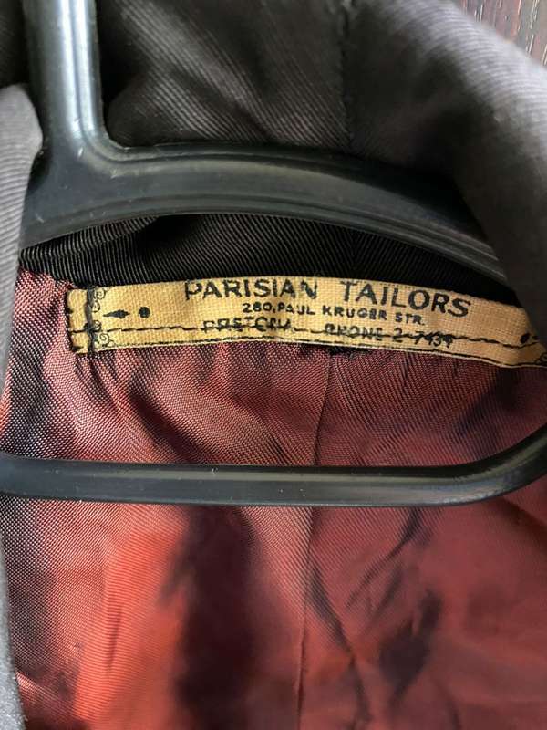 SAAF MESS DRESS JACKET-SIZE SMALL-MEASURES 65CM ARMPIT TO ARMPIT-GOOD CONDITION