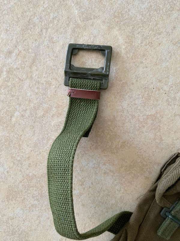 ORIGINAL AND VERY SCARCE CHI CON TYPE 63 BANDOLIER IN VERY GOOD AND COMPLETE CONDITION-THESE CHINES