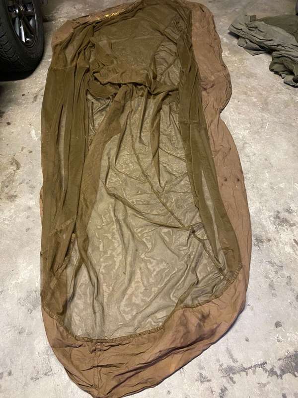 SADF LARGE MOSQUITO NET-MEASURES 1,5X3M-USED BUT GOOD WITH NO HOLES