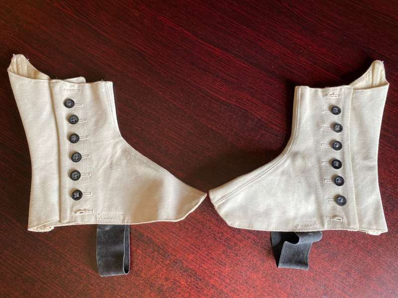 SCOTTISH SPATS-SOLD IN PAIRS BUT ONLY FOR DISPLAY PURPOSES-MIGHT NOT BE PERFECT PAIR