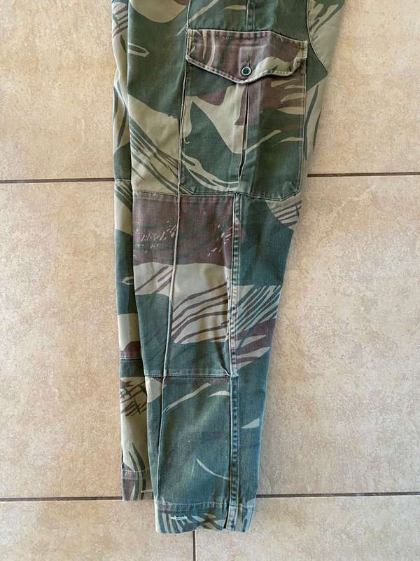 RHODESIAN CAMO TROUSERS-SIZE 30 PADDED BACK SIDE-PIPE LENGTH 70 CM-BATTLE USED BUT GOOD CONDITION-AL