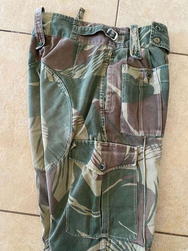 RHODESIAN CAMO TROUSERS-SIZE 30 PADDED BACK SIDE-PIPE LENGTH 70 CM-BATTLE USED BUT GOOD CONDITION-AL