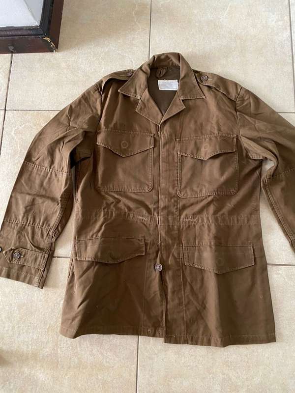 SADF BORDER WAR PERIOD BUSH JACKET A SIZE MEDIU-57 CM ARMPIT TO ARMPIT AND LONG SLEEVE SHIRT ALSO S