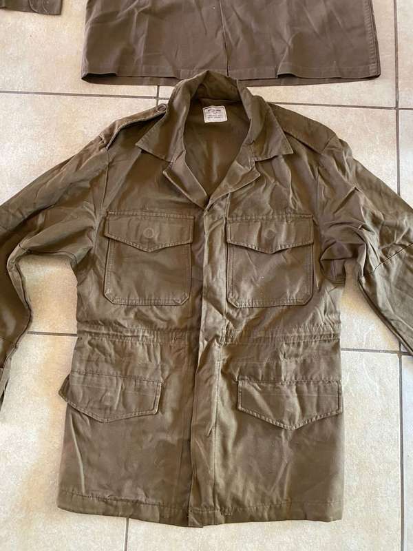 SADF NUTRIA LONG SLEEVE SHIRT-SIZE MEDIUM-MEASURES 56 CM ARMPIT TO ARMPIT-SOLD WITH BUSH JACKET-SIZE