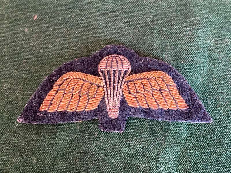 GREAT BRITAIN-ROYAL GREEN JACKETS PARA WING BULLION-EMBROIDERED POST 1980`S