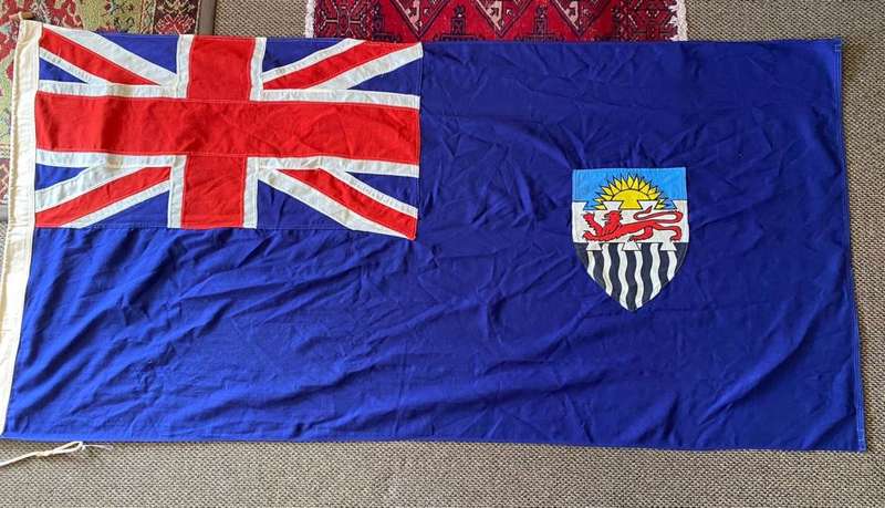VERY SCARCE,ORIGINAL,FEDERATION OF RHODESIA AND NYASSALAND FLAG FLOWN FROM 1954-1964-MAKERS LABEL-ME