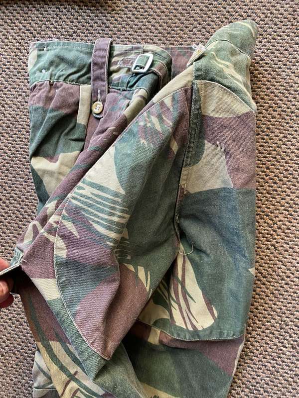 RHODESIA CAMO,TROUSERS,SIZE 32 TO 33-PLEASE LOOK AT MEASUREMENTS-PIPE LENGTH OF 72 CM-USED BUT GOOD