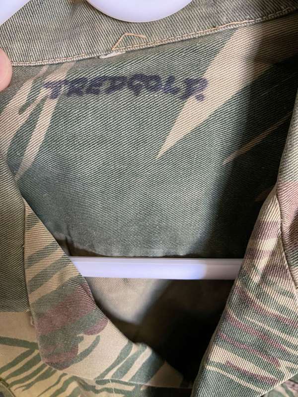RHODESIAN CAMO LONG SLEEVE SHIRT-SIZE LARGE-MEASURES 60 CM ARMPIT TO ARMPIT-USED BUT GOOD CONDITION-