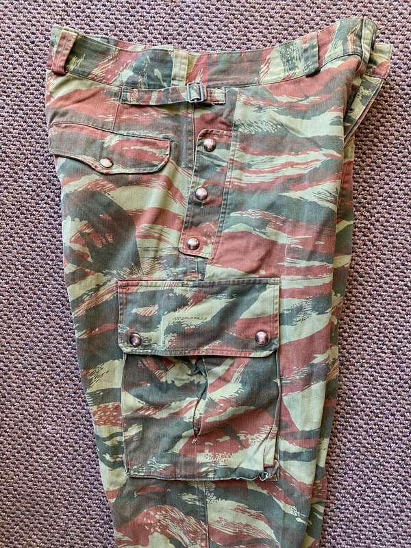 FRENCH ALGERIAN PARA`S CAMO TROUSERS FROM THE 1950`S TO EARLY 1960`S-SIZE 32-PIPE LENGTH 73CM-VERY G