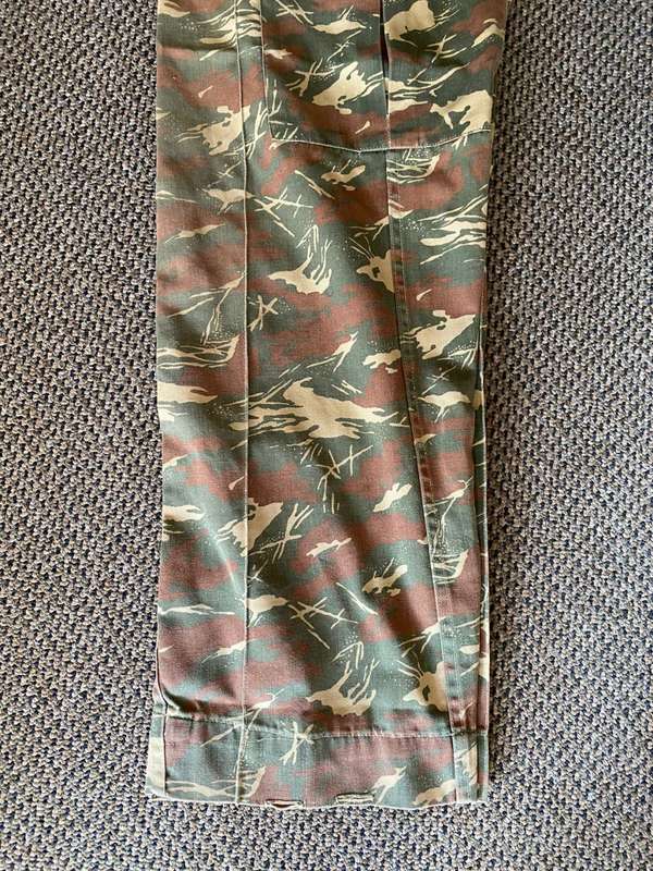 KOEVOET CAMO TROUSERS-SIZE 32 -PIPE LENGTH 76 CM-USED BUT GOOD CONDITION