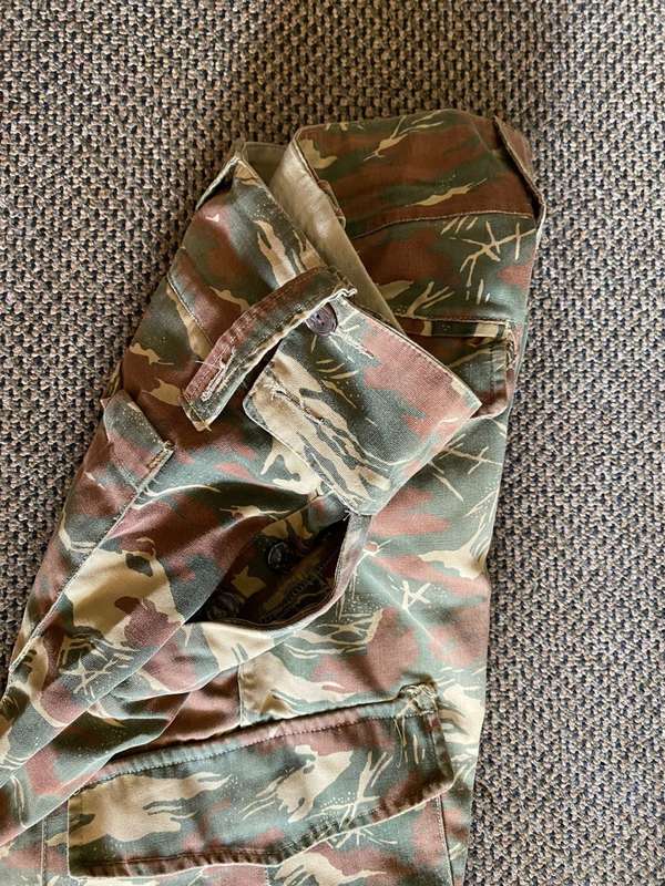 KOEVOET CAMO TROUSERS-SIZE 32 -PIPE LENGTH 76 CM-USED BUT GOOD CONDITION