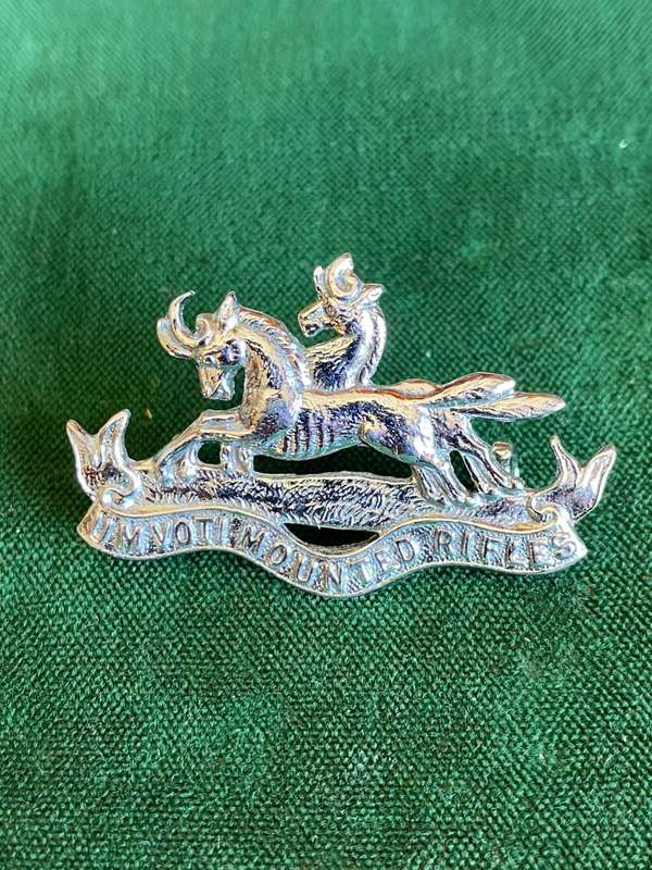 UMVOTI MOUNTED RIFLES,CHROMED COLLAR BADGE-WORN POST 1968-2 LUGS