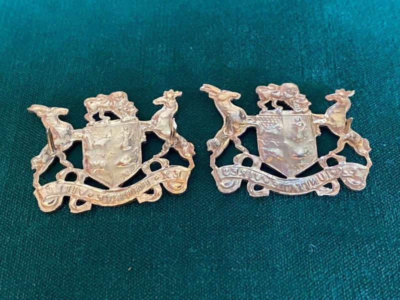 SA ARMY GILT SERGEANT MAJOR CLASS 2 RANK PAIR-WORN 1960`S-1970`S-PINS COMPLETE