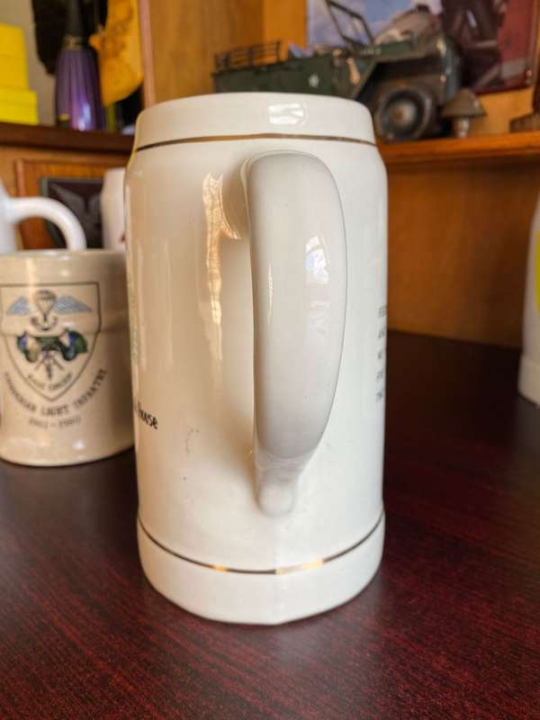 LARGE RHODESIAN LIGHT INFANTRY MUG-COCKROACH STEAK HOUSE-NORBEL POTTERIES RHODESIA,MAKERS STAMP-HEIG
