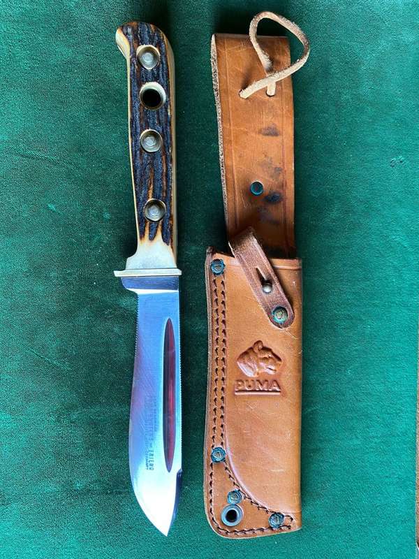 ORIGINAL PUMA HUNTERS FRIEND WITH GENUINE STAG ANTLER HANDLE MODEL 116398 WITH ORIGINAL LEATHER SHEA