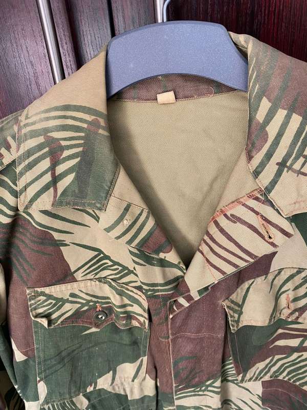 RHODESIAN CAMO BUSH JACKET IN VERY GOOD CONDITION-SIZE LARGE-MEASURES 60CM ARMPIT TO ARMPIT-NO DAMAG