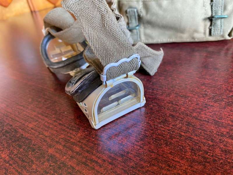 WW2 ANTI MINE BLAST PROTECTOR GOGGLES-ORIGINAL PERIOD ITEM IN COMPLETE AND VERY GOOD CONDITION