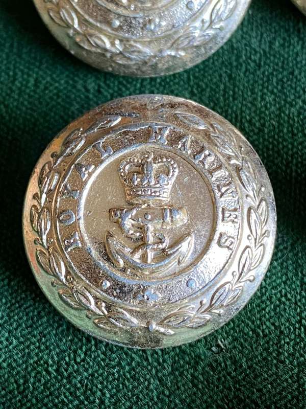 9X BRITISH ROYAL MARINES,BUTTONS