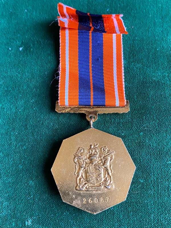 SADF FULL SIZE PRO PATRIA MEDAL-EARLY 1ST TYPE WITH SWIVEL SUSPENDER AND LOW NO.-MADE BY METAL ART-