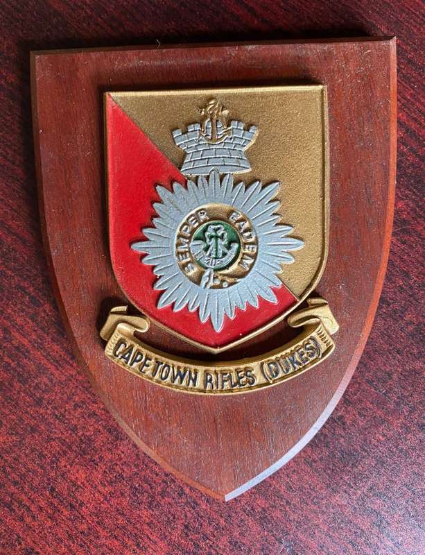 CAPE TOWN RIFLES (DUKES) PLAQUE