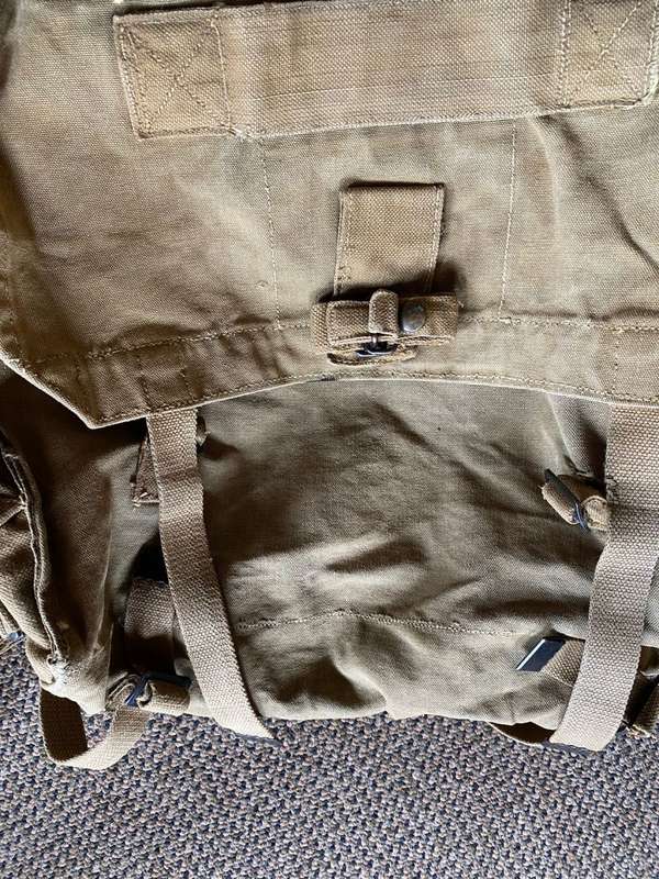 RHODESIAN PATTERN 62,LARGE BACK PACK MAKER STAMPED AND DATED-GOOD AND COMPLETE CONDITION
