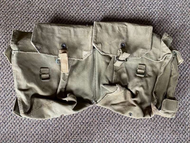 RHODESIAN PATTERN 62 KIDNEY POUCHES-GOOD AND COMPLETE CONDITION