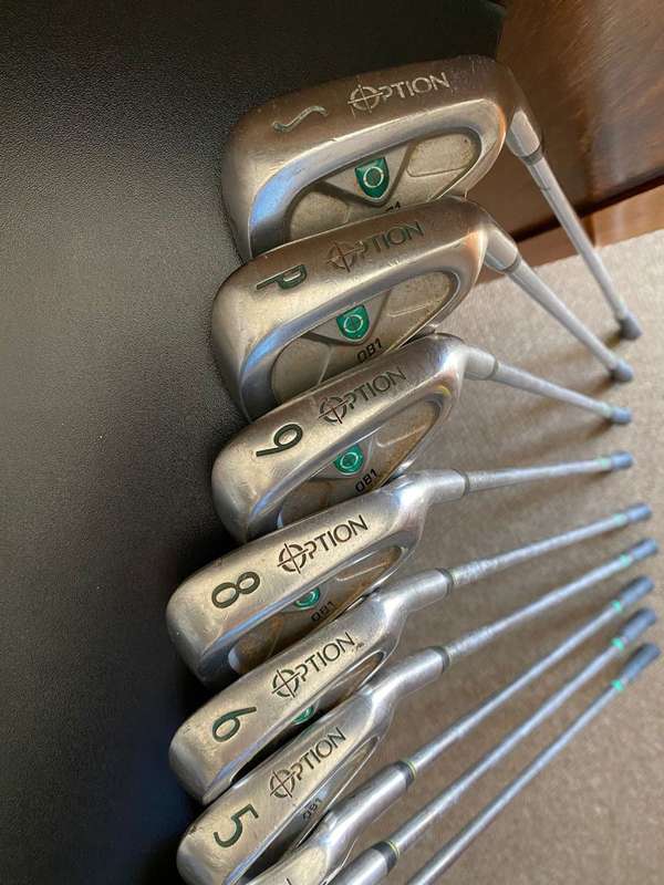 OPTION OB1,FULL SET,MENS 2 TO 9 WITH SAND AND PITCHING WEDGE-THE 7 STICK IS MISSING