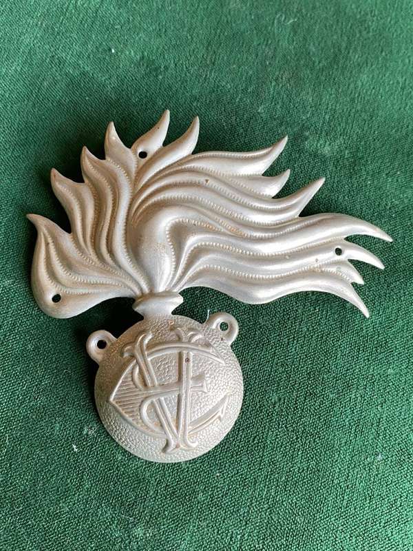 ITALIAN WW2 MILITARY POLICE CAP BADGE LARGE-MEASURES 80 X 85 MM