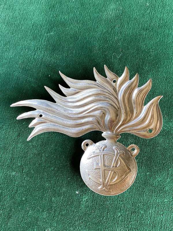 ITALIAN WW2 MILITARY POLICE CAP BADGE LARGE-MEASURES 80 X 85 MM