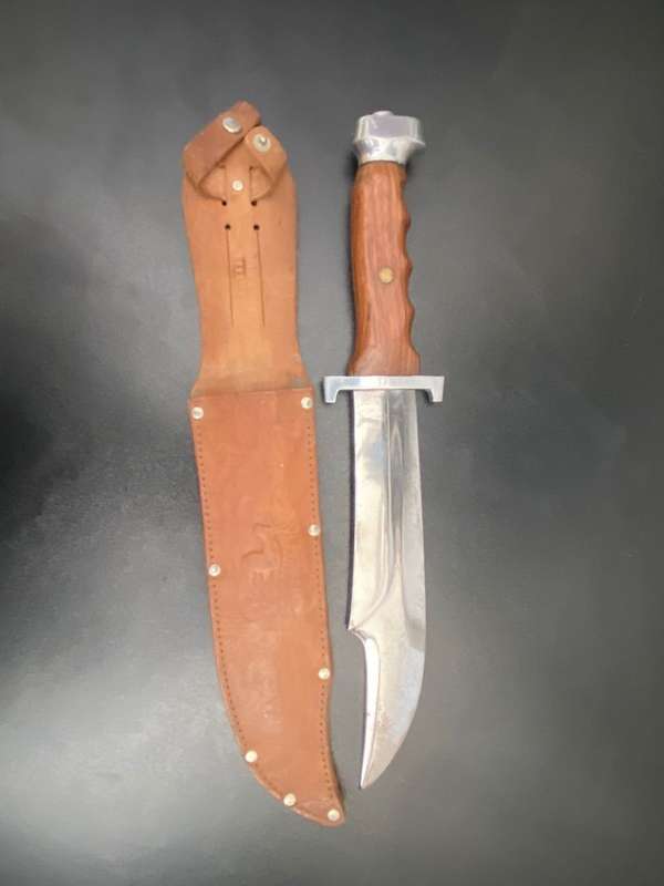 VERY LARGE ORIGINAL BOKER/SOLINGEN GERMANY,BOWIE KNIFE WITH LEATHER SHEATH-OVERALL LENGTH 34,5 CM-GO