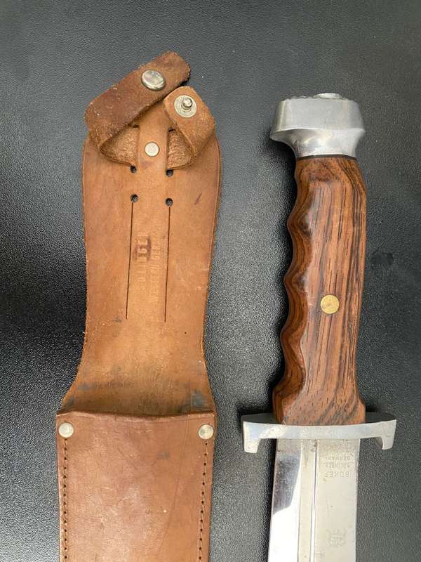 VERY LARGE ORIGINAL BOKER/SOLINGEN GERMANY,BOWIE KNIFE WITH LEATHER SHEATH-OVERALL LENGTH 34,5 CM-GO