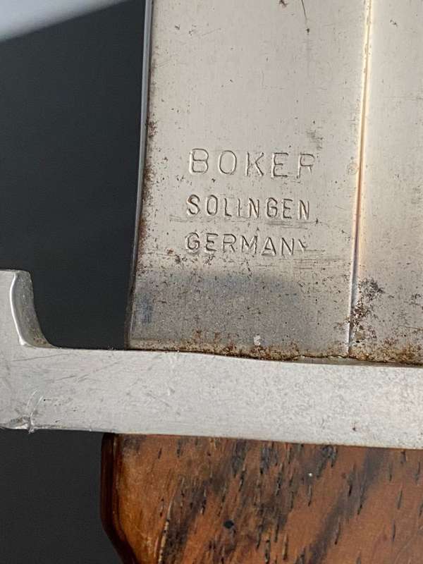 VERY LARGE ORIGINAL BOKER/SOLINGEN GERMANY,BOWIE KNIFE WITH LEATHER SHEATH-OVERALL LENGTH 34,5 CM-GO