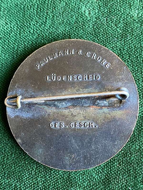GERMAN TINNY BADGE-STICK PIN INTACT-DIAMETER 30 MM