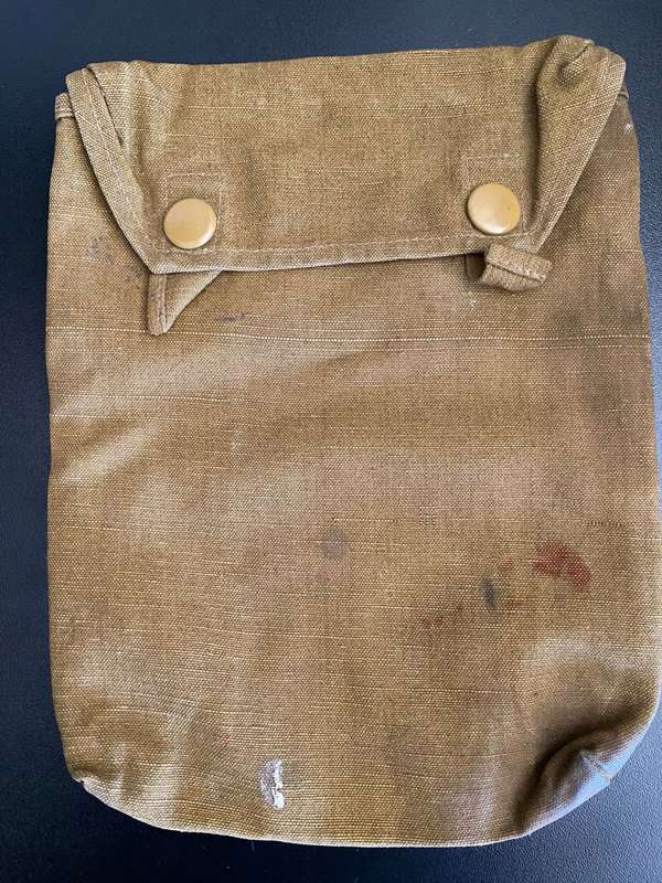 VERY SCARCE AND ORIGINAL GERMAN DAK CAPTURED GAS MASK POUCH