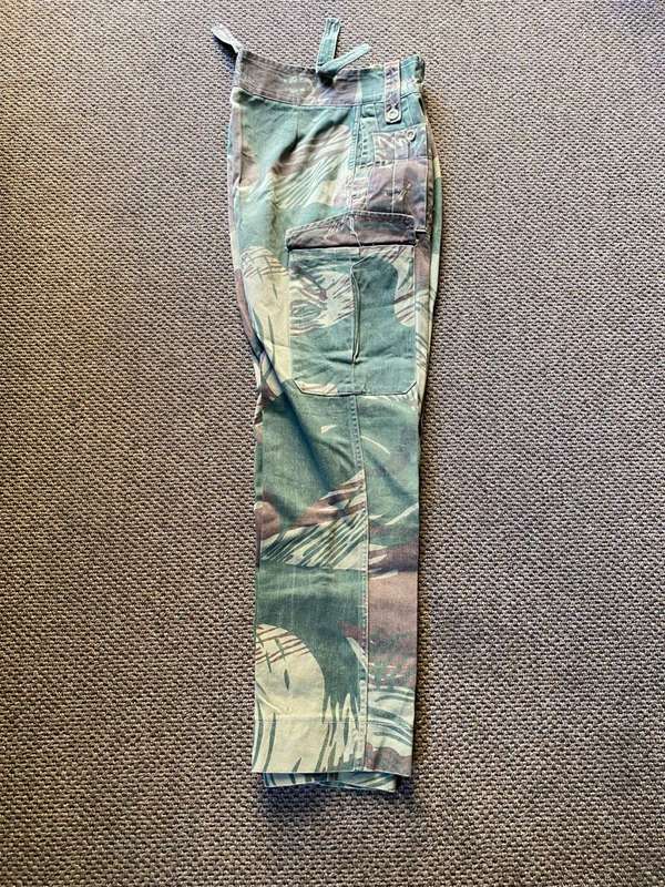 RHODESIAN CAMO TROUSERS-SIZE 30-PIPE LENGTH OF 71 CM-USED BUT GOOD CONDITION- 5 BUTTONS MISSING