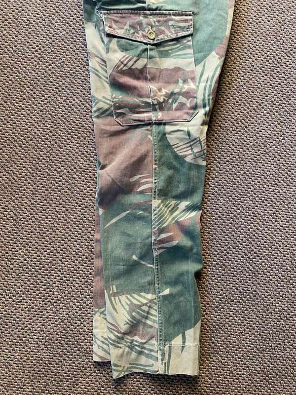 RHODESIAN CAMO TROUSERS-SIZE 30-PIPE LENGTH OF 71 CM-USED BUT GOOD CONDITION- 5 BUTTONS MISSING